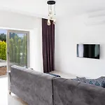Bd4108 Two Bedroomed Withpool Inbodrumyalikavak 博德鲁姆